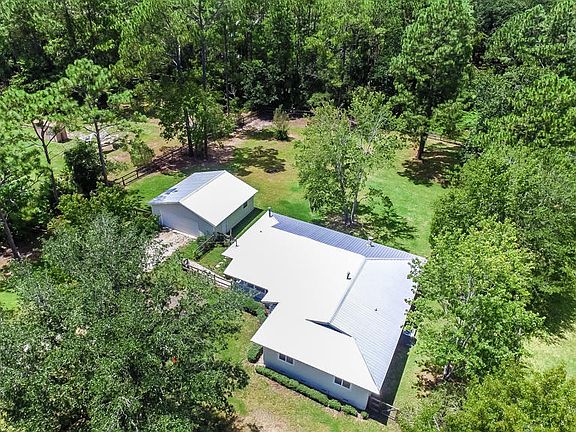 2nd image of 2460 Deerwood Acres Dr
