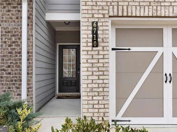 6710 Cedar Glen Rd, Atlanta, GA 30360