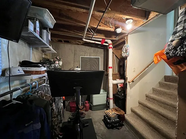 4222 Range View Ct — Photo 36