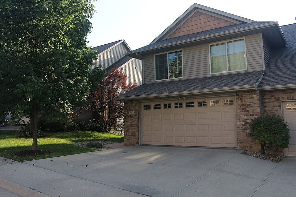 1st image of 1285 Nicholas Ln