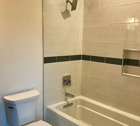 4th image of 1213 N Randolph St #1