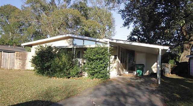 1st image of 411 Cranberry Dr