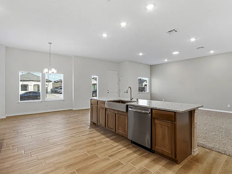 14329 Steve Joyce Pkwy — Photo 14