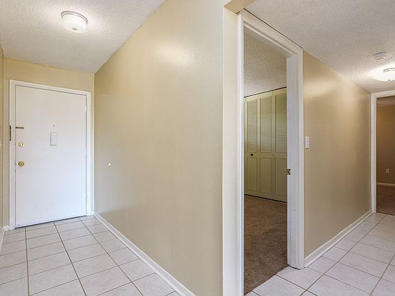 3rd image of 2135 N Courtenay Pkwy APT C218