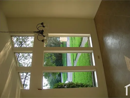 2931 Cherry Hills Dr — Photo 2