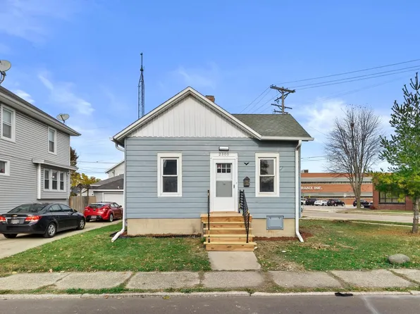 2300 Victoria DRIVE, Racine, WI 53403