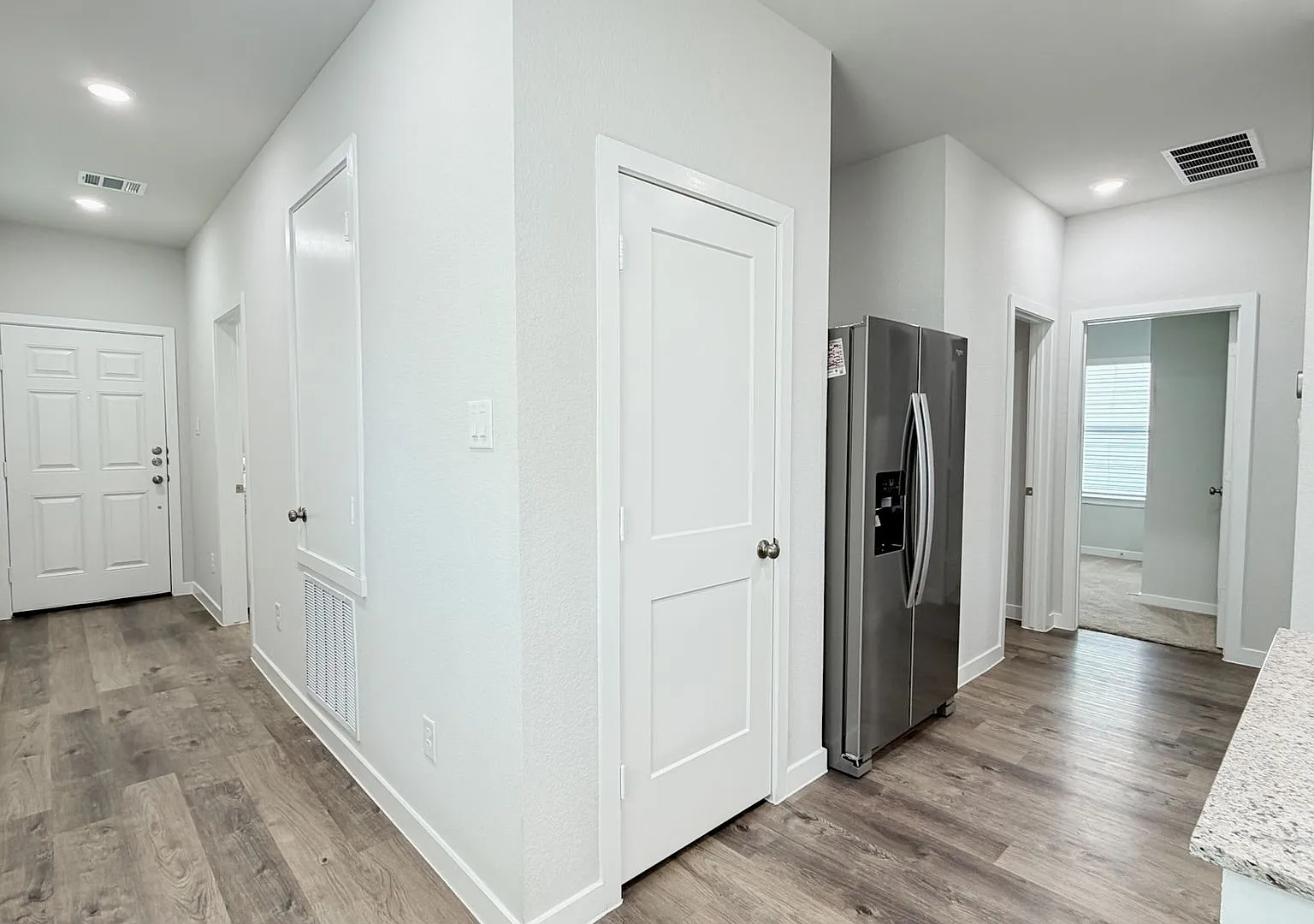 3-Bedroom Home with Upgraded Features — Photo 2