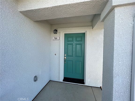 2nd image of 744 Stone Ridge East Ave