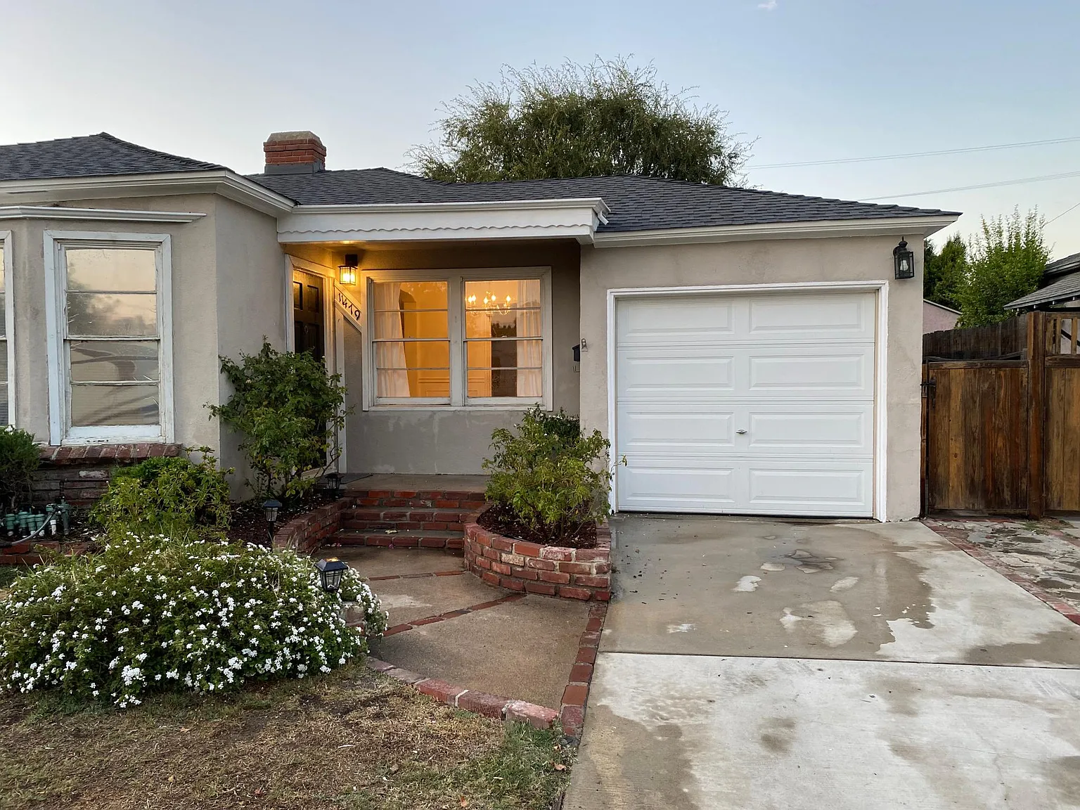 3 bed, 1285 sqft, $4,000 — Photo 2