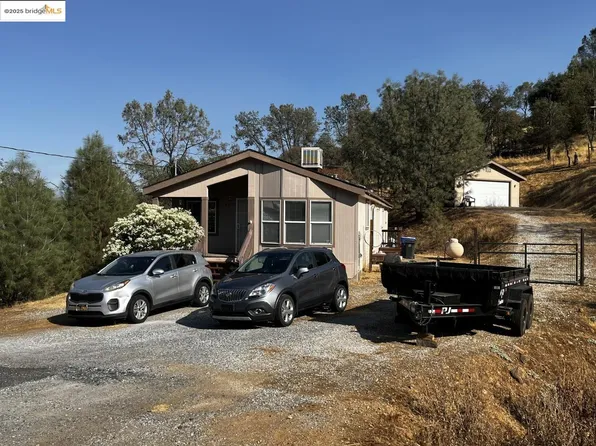 4855 Kiva Dr, Copperopolis, CA 95228