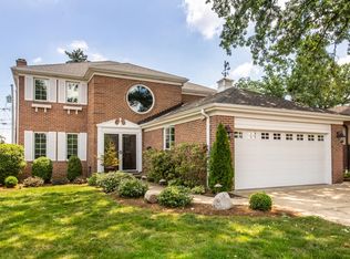 417 N Dee Rd, Park Ridge, IL 60068