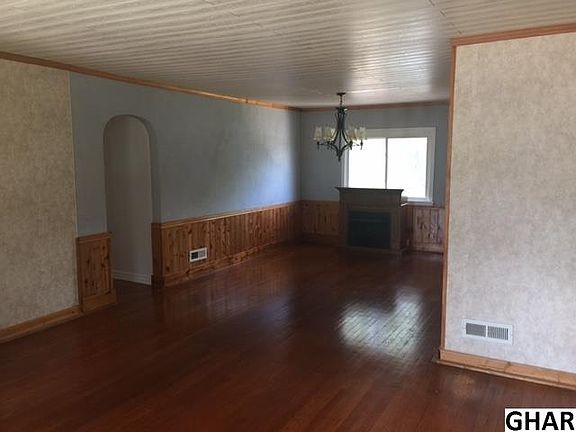 2nd image of 537 Lansvale St