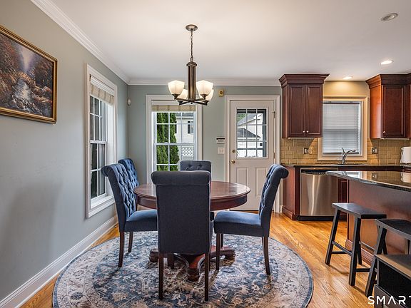 4th image of 12 West Sussex Place #12