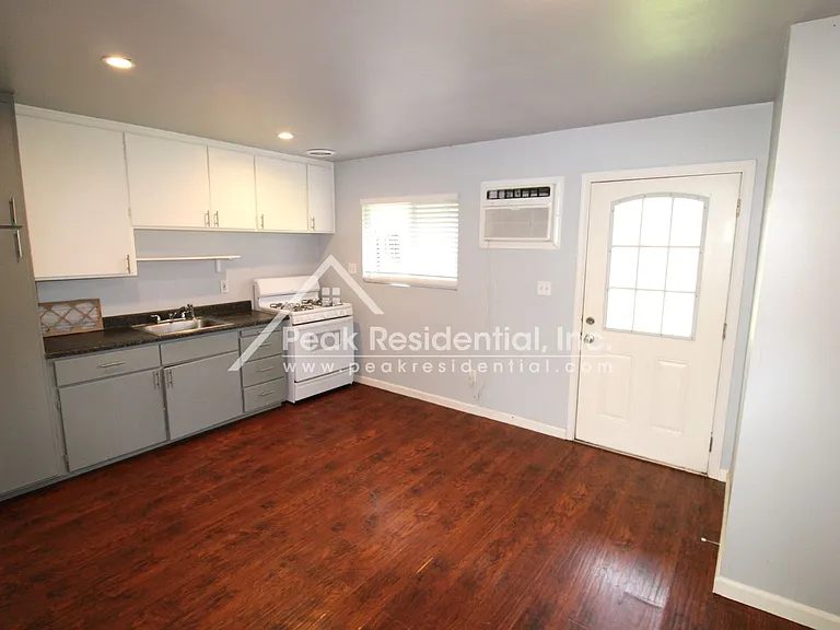 5914 Del Campo Ln — Photo 5