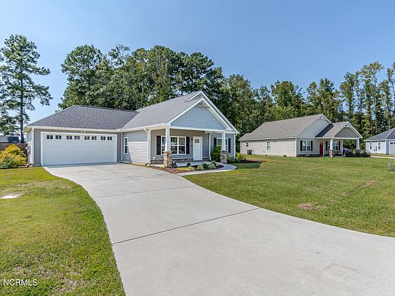 3rd image of 146 Pasture Lane Drive