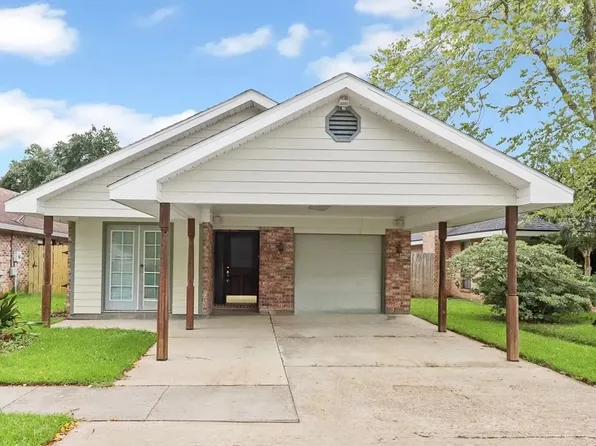 106 Darteze Dr, Lafayette, LA 70508