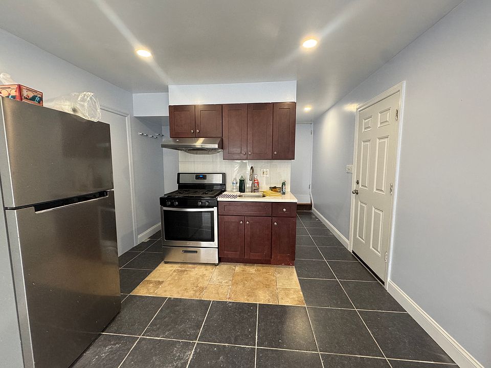 1st image of 449 Seaver Ave