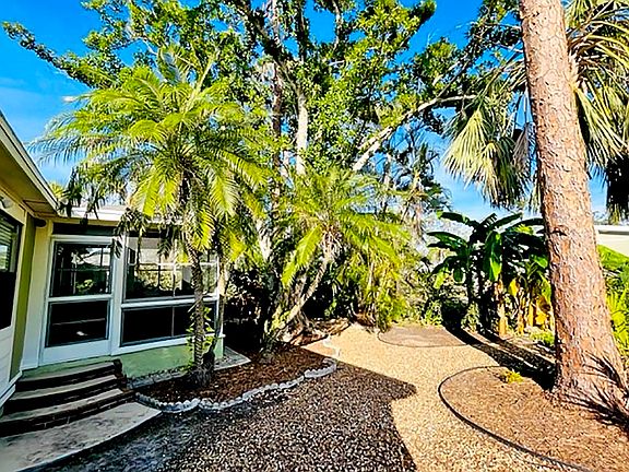 4th image of 1244 Buena Vista Dr #1244
