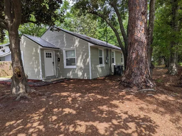 1702 Resca De La Palma St, Pascagoula, MS 39567