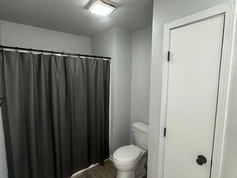 302 Jay Ray Ct — Photo 10
