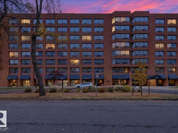 10160 114th St NW #411, Edmonton, AB T5K 2L2