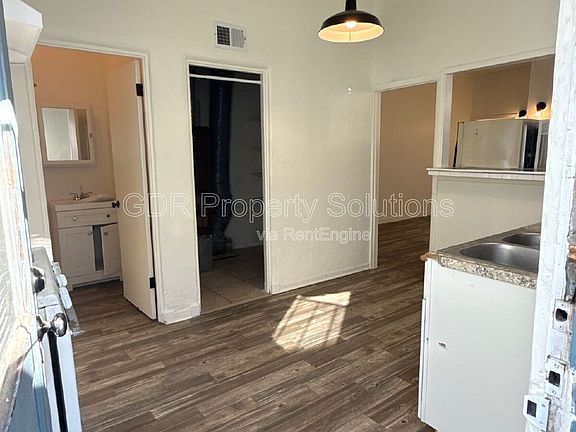 4th image of 3209-525 Burton Ave SE #B