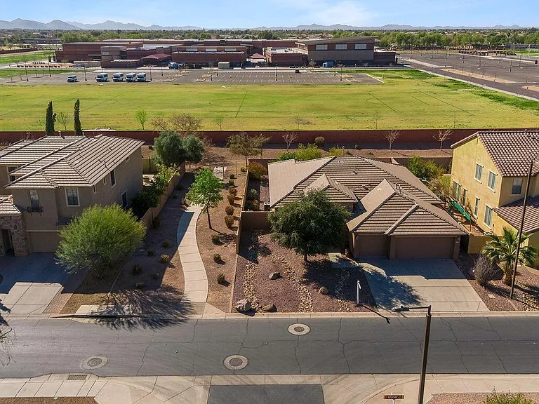 3407 E Glacier Pl — Photo 20