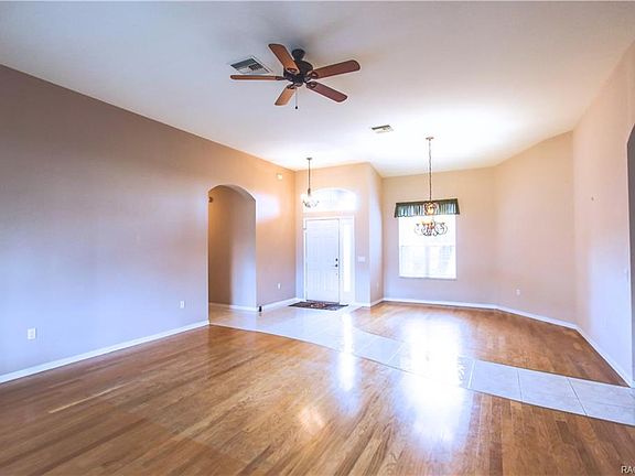 4th image of 4728 N Crestline Dr