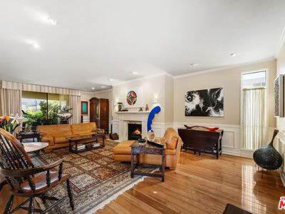 455 N Oakhurst Dr #A2, Beverly Hills, CA, 90210