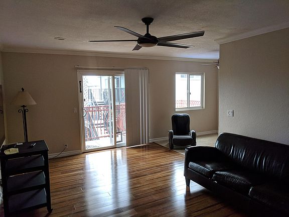 4th image of 4659 30th St #B