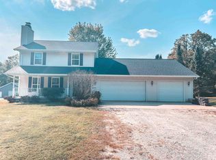 2967 Overlook Ct, Green Bay, WI 54313