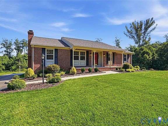 4th image of 9193 Blakewood Dr