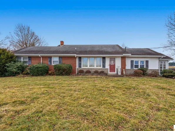 461 Mile Ln, Campbellsville, KY 42718