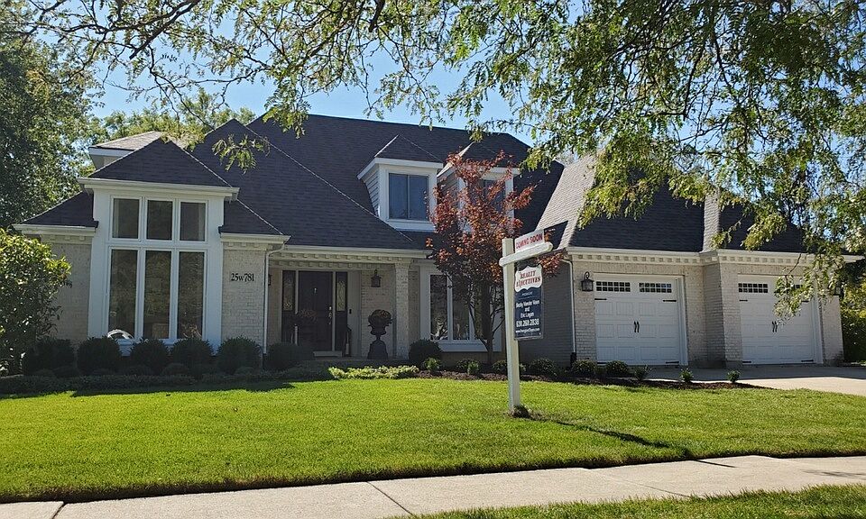 2nd image of 25W781 Macarthur Ave