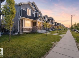 5213 22nd Ave SW, Edmonton, AB T6X2H7