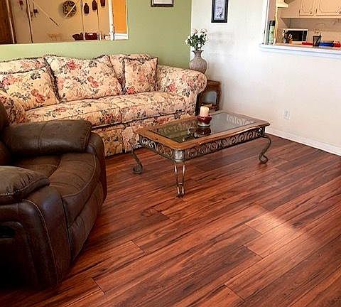 3rd image of 307 Camden Dr #M