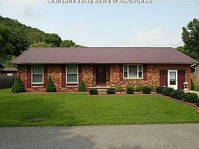 1st image of 4 Franklin Ct