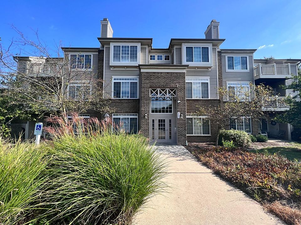 1st image of 4261 Endeavor Dr Unit 204