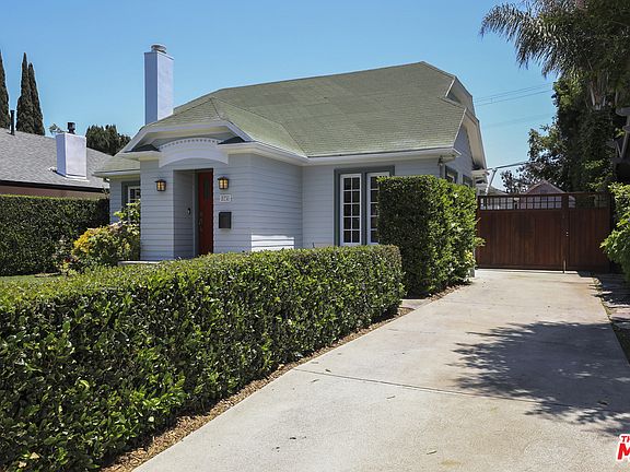 3rd image of 574 N Lucerne Blvd