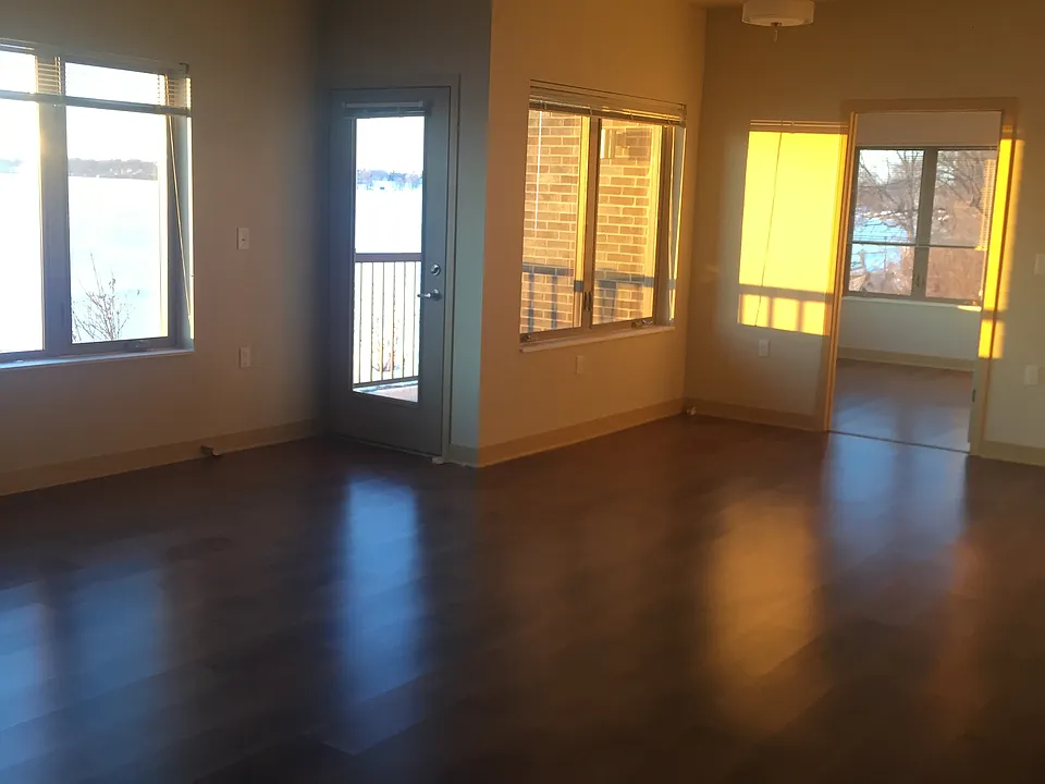Living/Dining/Bedroom