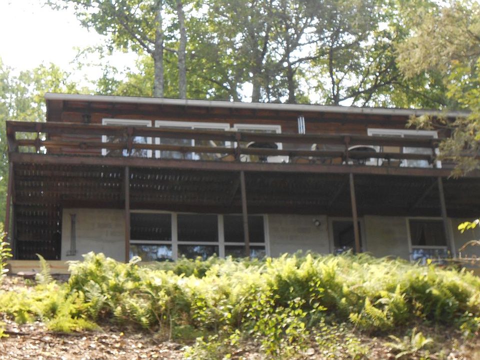 2nd image of 29 Summit Cir