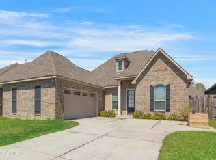 614 Bay Meadow Ln, Lafayette, LA 70507