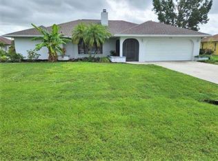 27134 Villarrica Dr, Port Charlotte, FL 33983