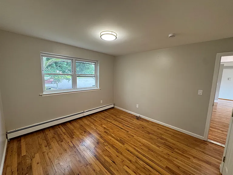 69 Mountain Laurel Dr — Photo 8
