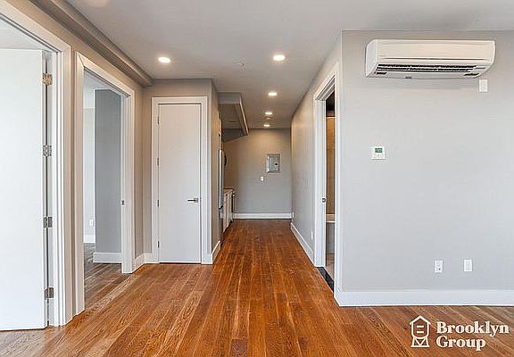 3rd image of 853 Lexington Ave #6C