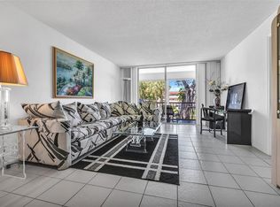 671 S Hollybrook Dr APT 209, Hollywood, FL 33025