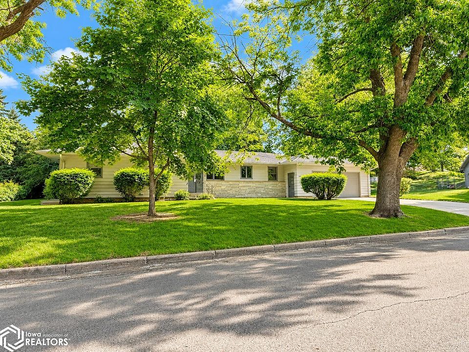 1st image of 205 Shellrock Dr