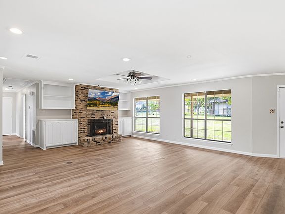 4th image of 316 Trollinger St