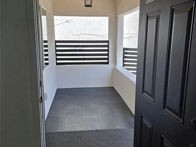 3933 E Cesar E Chavez Ave — Photo 4