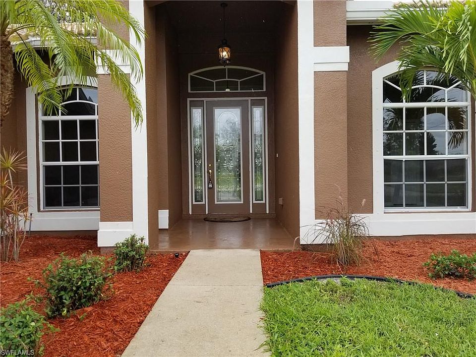 1st image of 809 NW 37th Pl